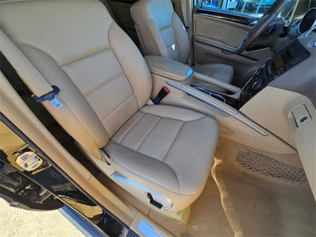 Thumbnail: 2011 Mercedes-Benz M-Class - 22