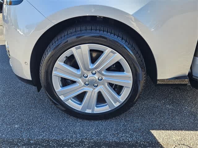 Thumbnail: 2023 Land Rover Range Rover - 12