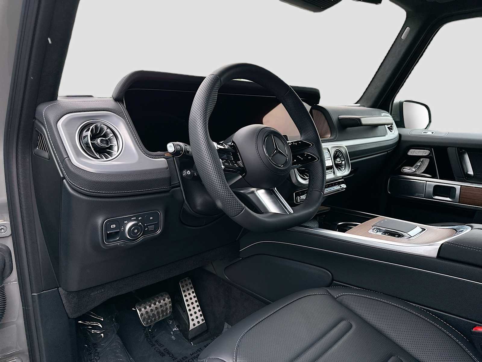 Thumbnail: 2026 Mercedes-Benz G-Class - 9