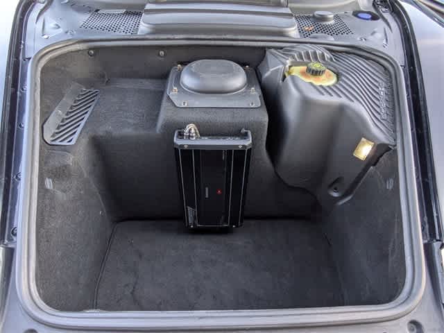 Thumbnail: 2001 Porsche 911 - 32