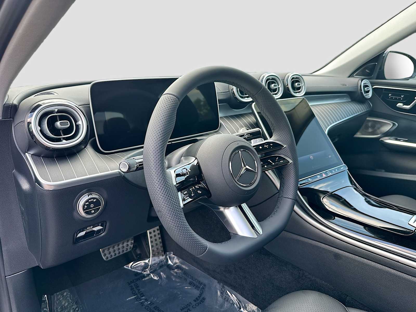 Thumbnail: 2026 Mercedes-Benz C-Class - 9
