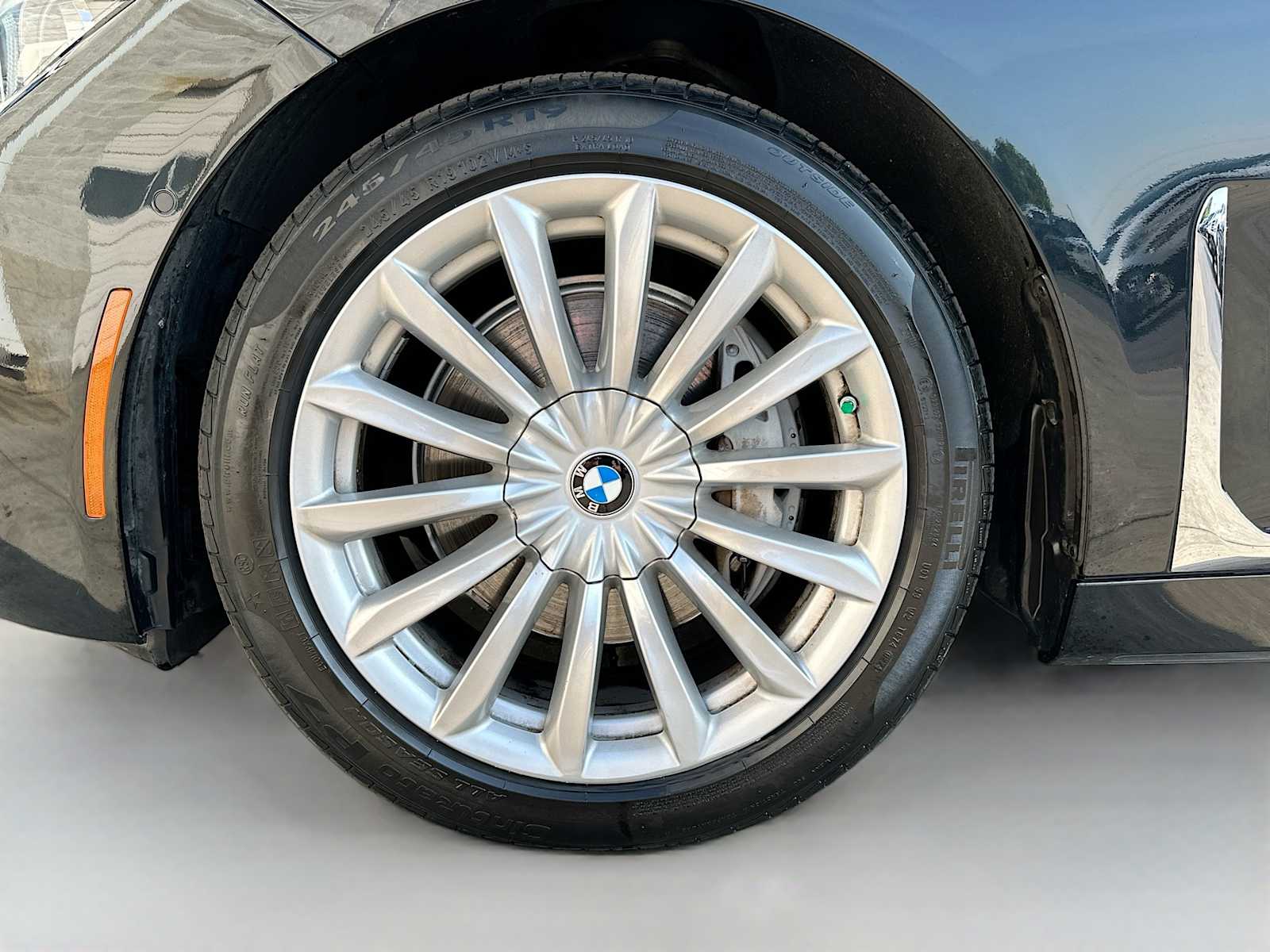 Thumbnail: 2021 BMW 7 Series - 33