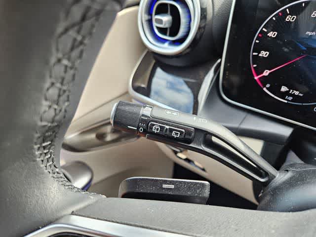 Thumbnail: 2026 Mercedes-Benz GLC - 27