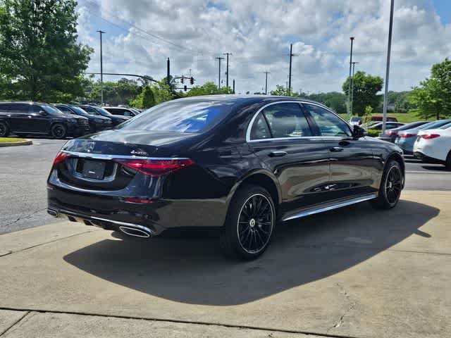 Thumbnail: 2026 Mercedes-Benz S-Class - 8