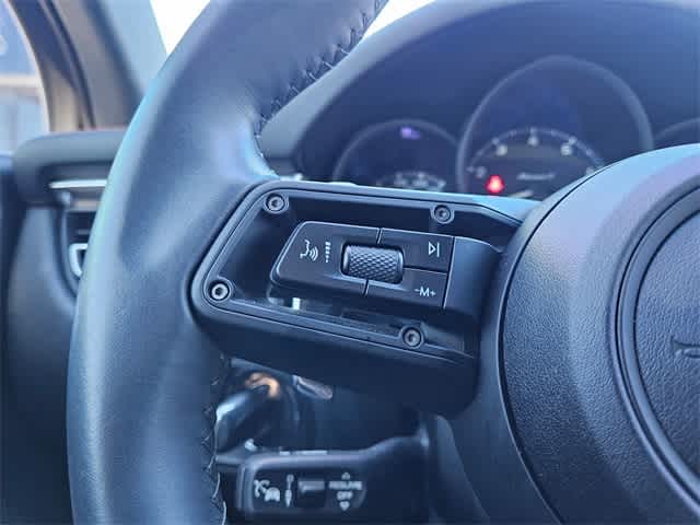 Thumbnail: 2024 Porsche Macan - 25