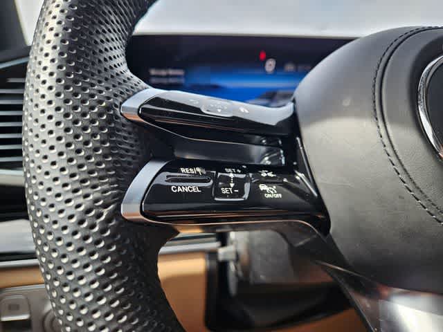 Thumbnail: 2024 Mercedes-Benz GLS - 26