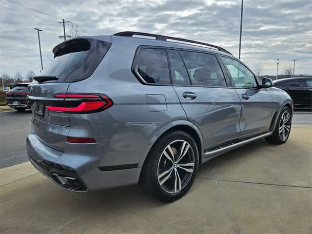 Thumbnail: 2026 BMW X7 - 8