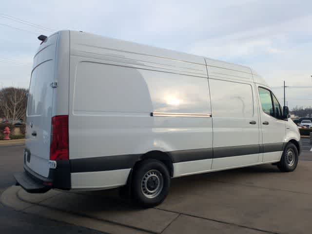 Thumbnail: 2024 Mercedes-Benz eSprinter - 9