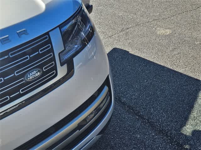 Thumbnail: 2023 Land Rover Range Rover - 10