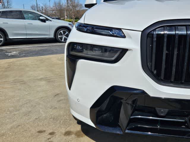 Thumbnail: 2024 BMW X7 - 11