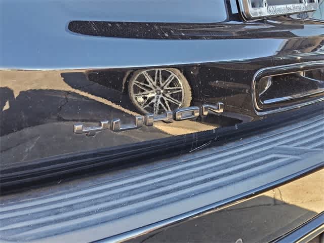 Thumbnail: 2021 GMC Yukon XL - 11