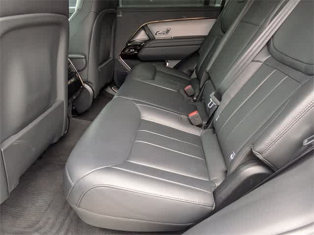 Thumbnail: 2025 Land Rover Range Rover Sport - 15