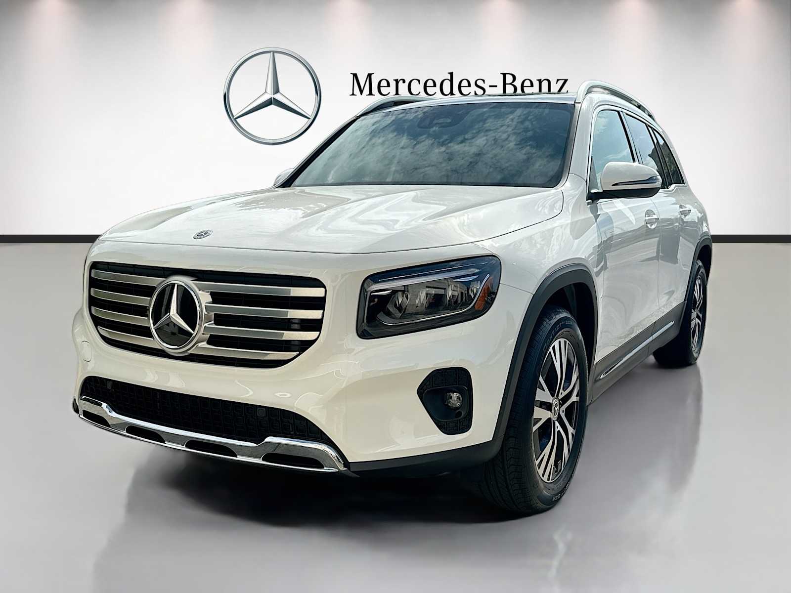Thumbnail: 2026 Mercedes-Benz GLB - 1