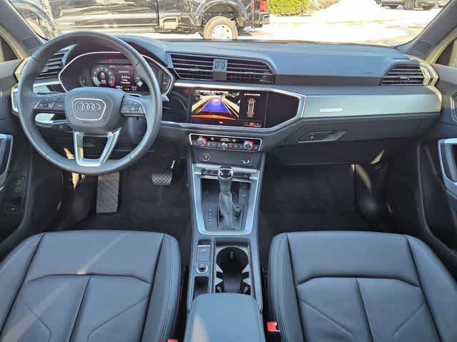 Thumbnail: 2025 Audi Q3 - 18