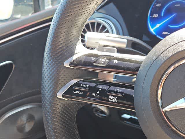 Thumbnail: 2023 Mercedes-Benz EQS - 24