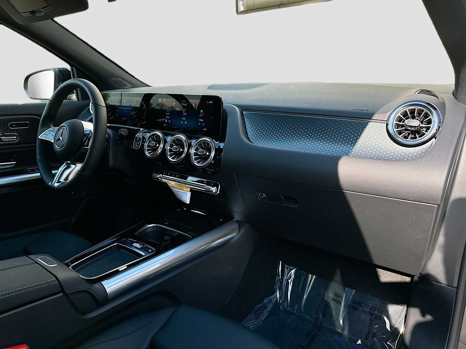 Thumbnail: 2026 Mercedes-Benz GLA - 29