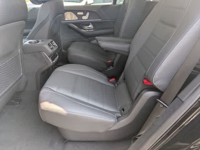 Thumbnail: 2026 Mercedes-Benz GLS - 18