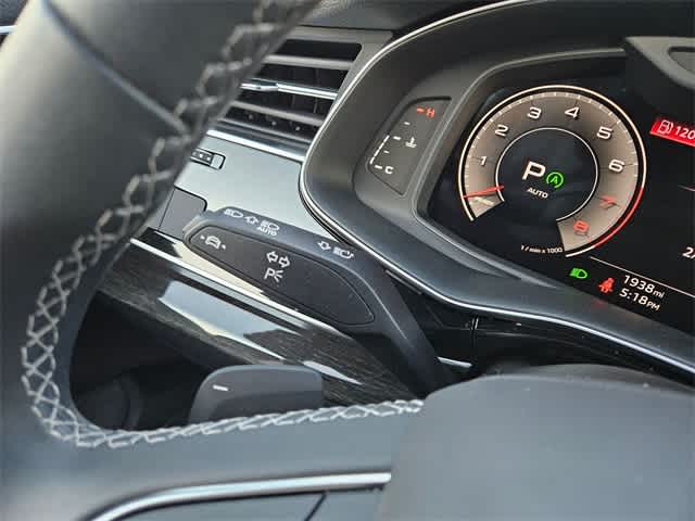 Thumbnail: 2025 Audi Q8 - 27