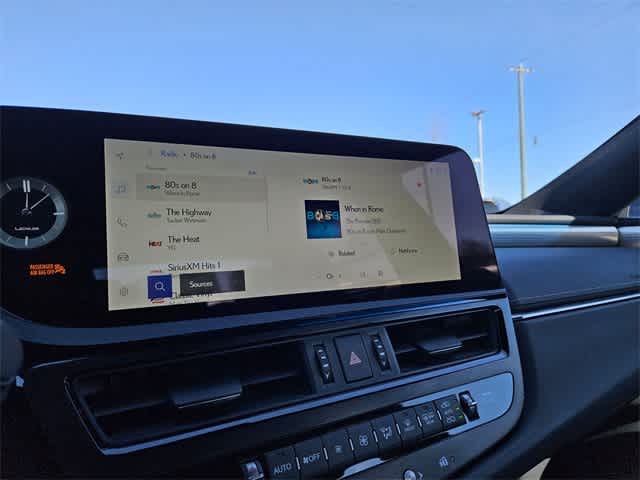 Thumbnail: 2024 Lexus ES - 30