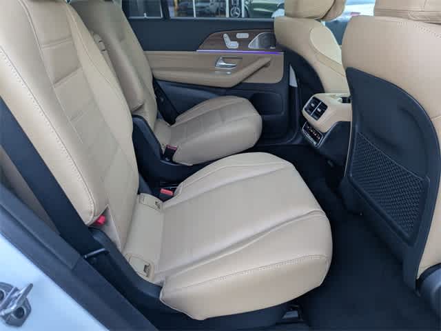 Thumbnail: 2026 Mercedes-Benz GLS - 21