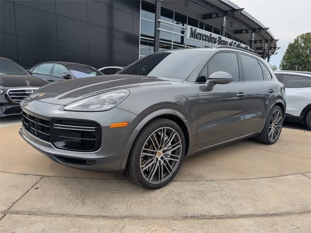 2021 Porsche Cayenne Turbo photo 4