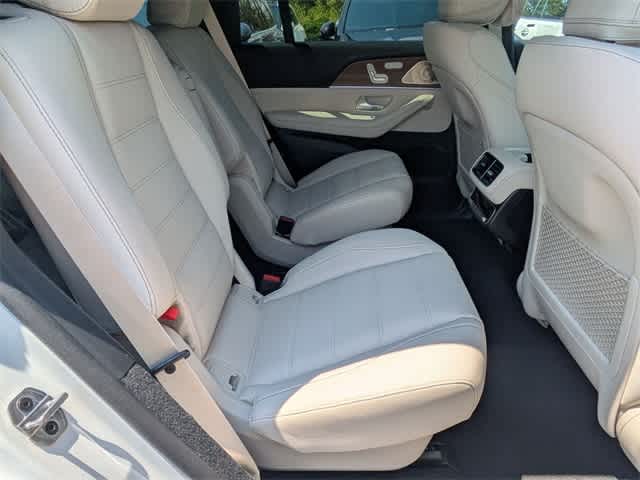 Thumbnail: 2025 Mercedes-Benz GLS - 21