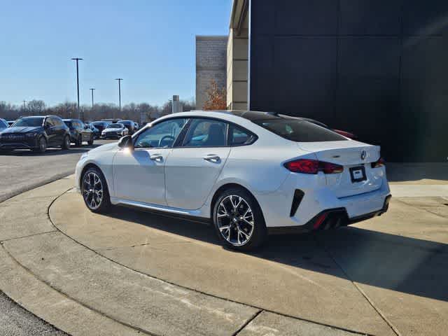 Thumbnail: 2025 BMW 2 Series - 6