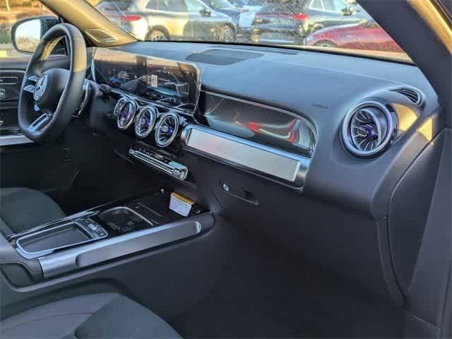 Thumbnail: 2025 Mercedes-Benz GLB - 11