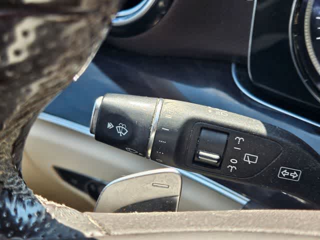 Thumbnail: 2017 Mercedes-Benz E-Class - 25