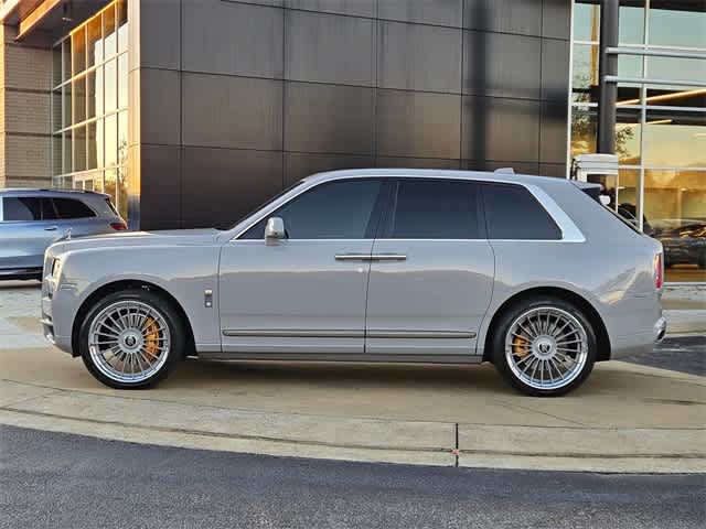 2022 Rolls Royce Cullinan photo 2