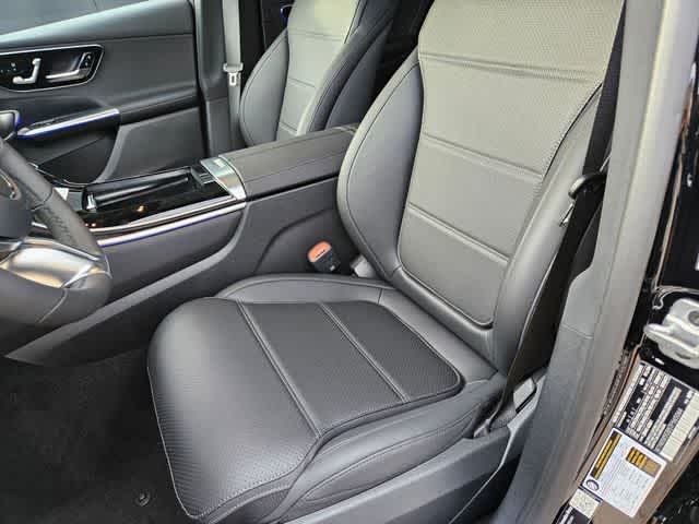 Thumbnail: 2026 Mercedes-Benz GLC - 16