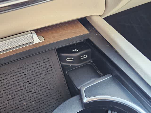 Thumbnail: 2024 Mercedes-Benz GLS - 32