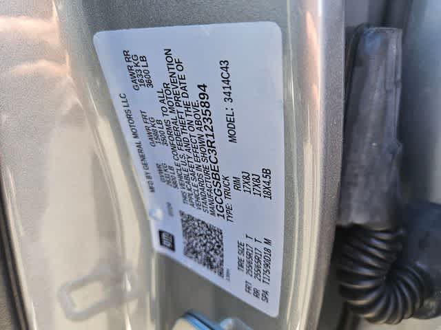 Thumbnail: 2024 Chevrolet Colorado - 33