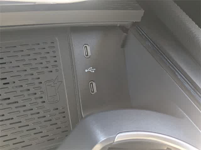 Thumbnail: 2026 Mercedes-Benz GLS - 32