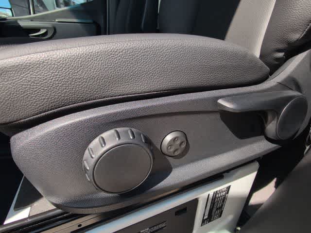 Thumbnail: 2026 Mercedes-Benz Sprinter - 16