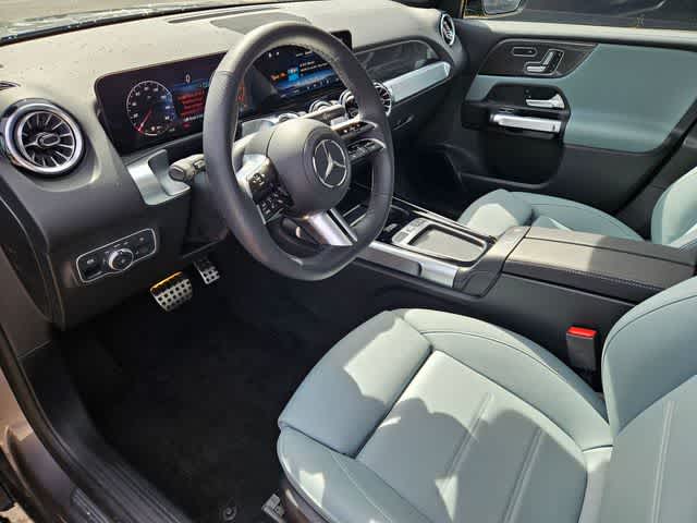 Thumbnail: 2026 Mercedes-Benz GLB - 2