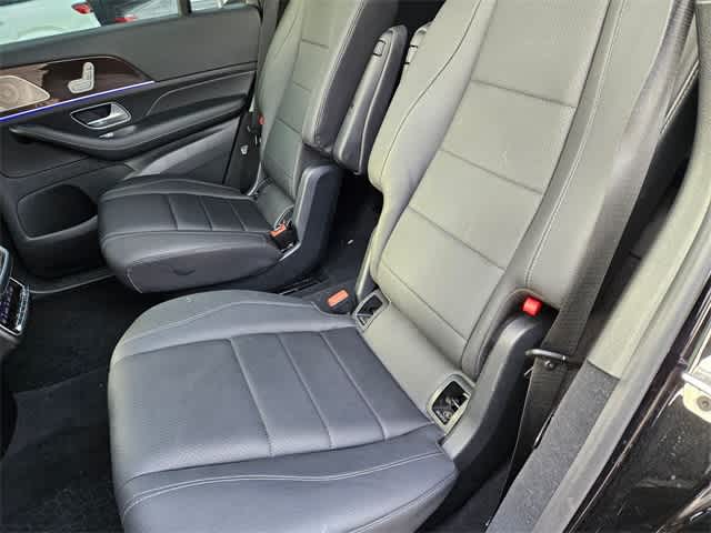 Thumbnail: 2025 Mercedes-Benz GLS - 20