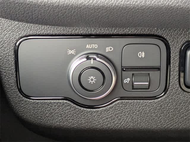 Thumbnail: 2026 Mercedes-Benz Sprinter - 35