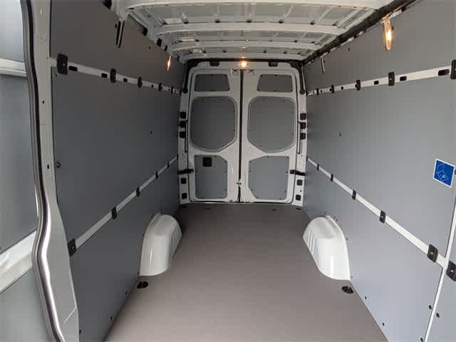 Thumbnail: 2024 Mercedes-Benz eSprinter - 17