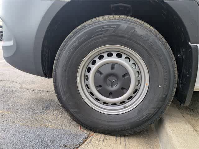 Thumbnail: 2025 Mercedes-Benz Sprinter - 24