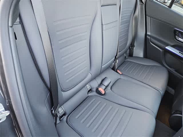 Thumbnail: 2026 Mercedes-Benz GLC - 20