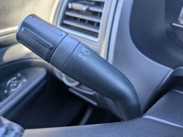 Thumbnail: 2019 Ford Explorer - 25