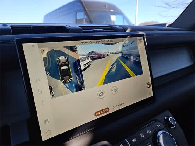 Thumbnail: 2025 Land Rover Defender - 32