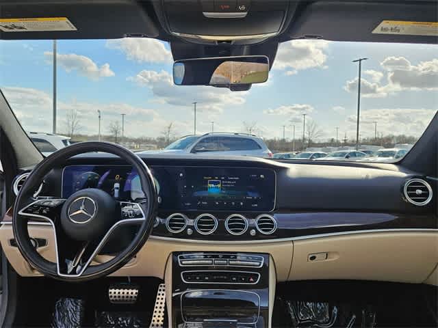 Thumbnail: 2023 Mercedes-Benz E-Class - 19