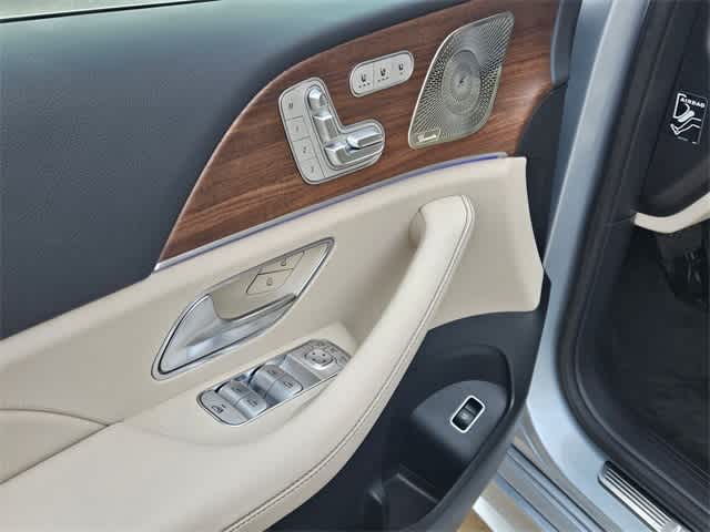 Thumbnail: 2026 Mercedes-Benz GLE - 15