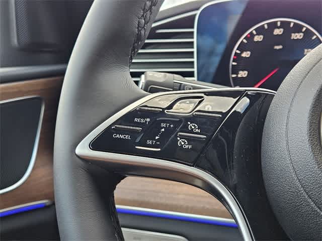 Thumbnail: 2026 Mercedes-Benz GLE - 25