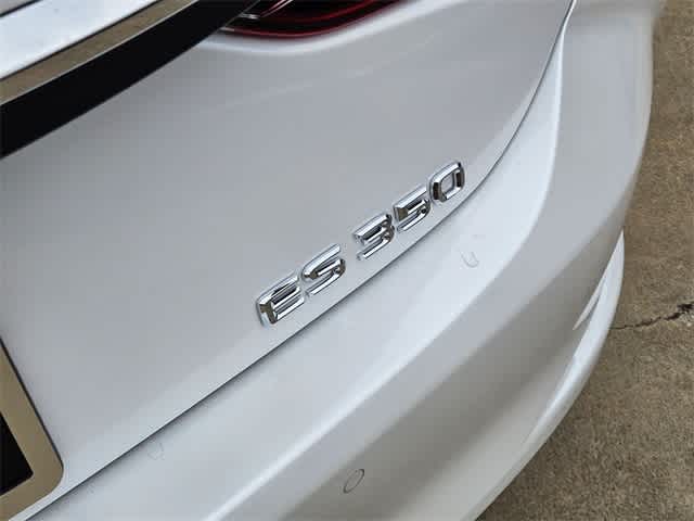 Thumbnail: 2025 Lexus ES - 11