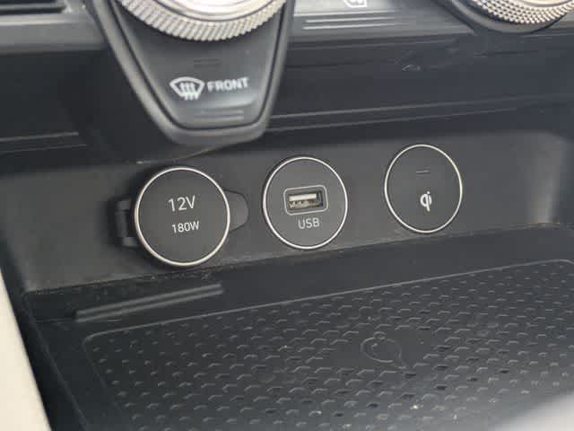 Thumbnail: 2023 Genesis G70 - 28