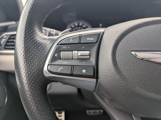 Thumbnail: 2023 Genesis G70 - 20