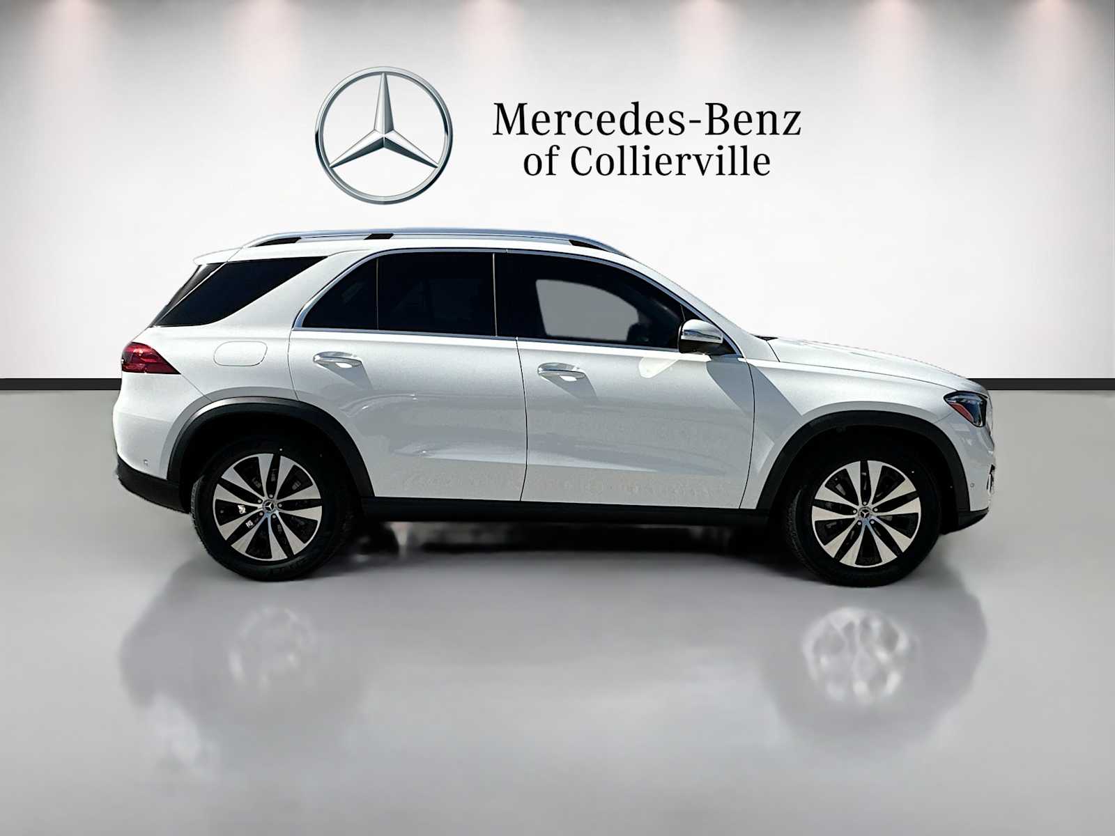 Thumbnail: 2026 Mercedes-Benz GLE - 4